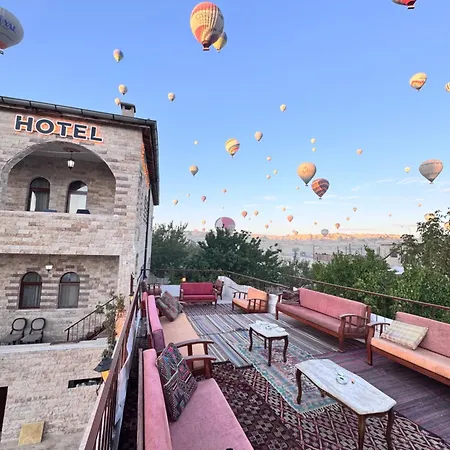 Tombak Cappadocia Cavusin