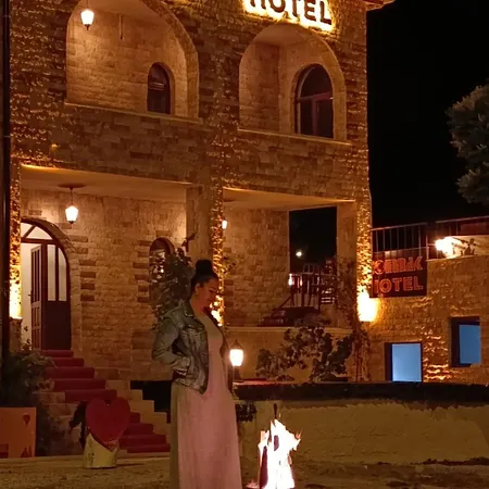 Tombak Cappadocia Cavusin